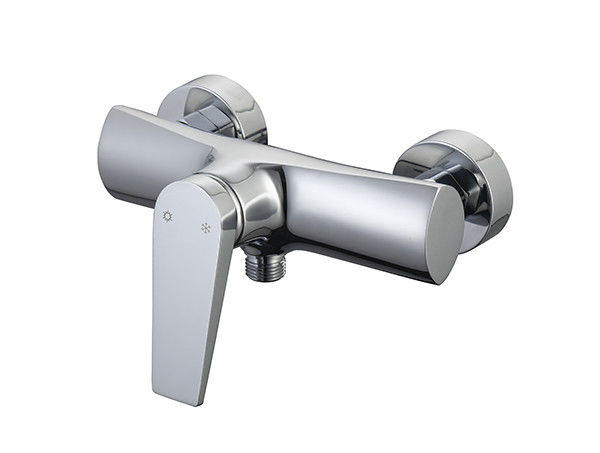 Un seul levier bain ou douche mélangeur salle de bain chrome robinet en laiton froid et chaud OEM